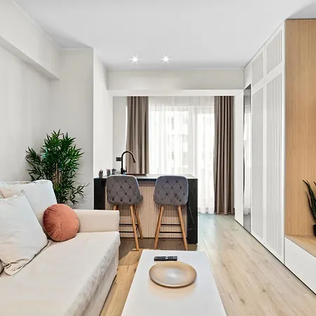 Evana Frontsea - Jacuzzi & Sauna Infinity Navodari