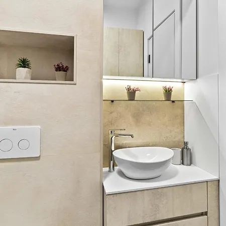 Evana Frontsea - Jacuzzi & Sauna Infinity Daire *