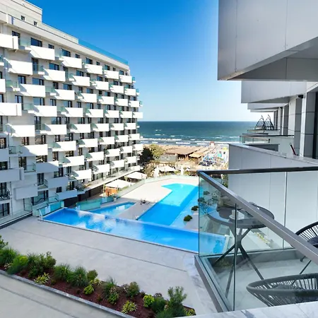 Evana Frontsea In Infinity Pool & Appartamento Năvodari