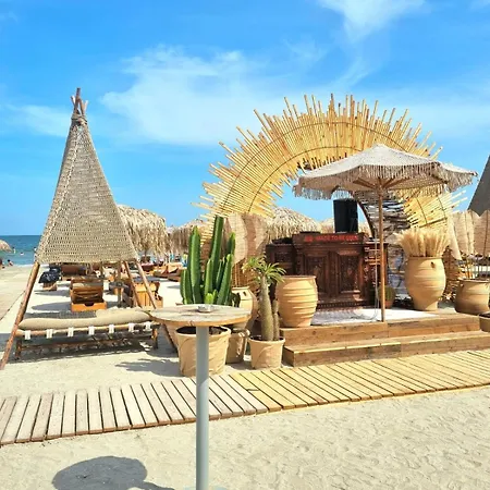 Evana Frontsea - Jacuzzi & Sauna Infinity * Нэводари