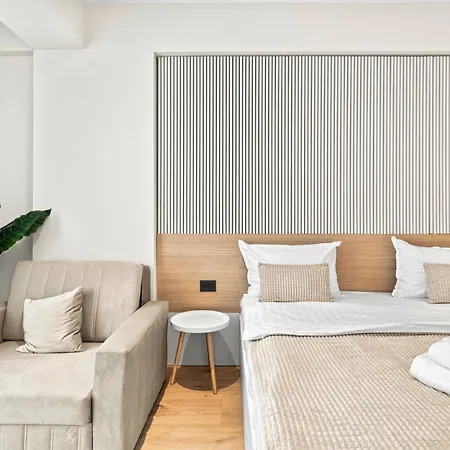 Апартаменты Evana Frontsea - Jacuzzi & Sauna Infinity *