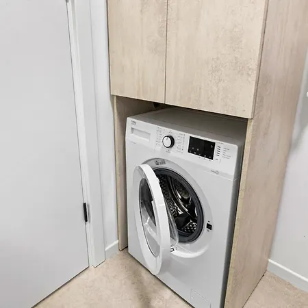 Evana Frontsea - Jacuzzi & Sauna Infinity