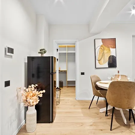 Evana Frontsea - Jacuzzi & Sauna Infinity Апартаменты *